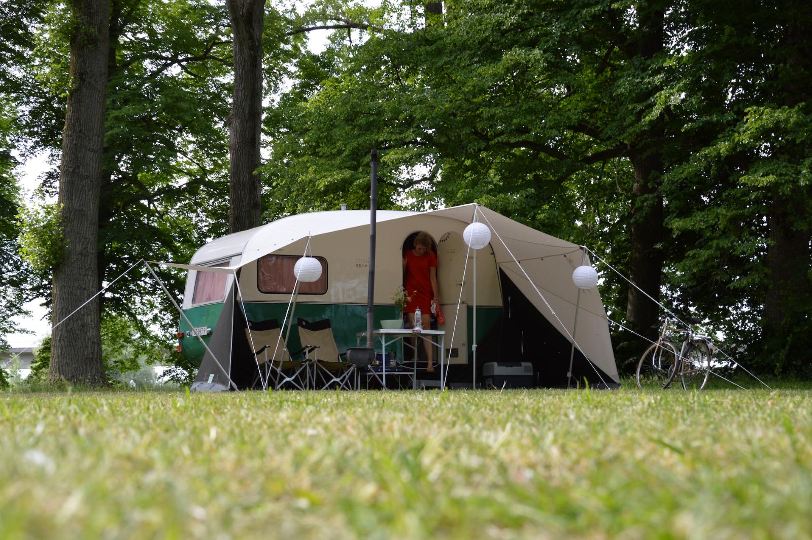 Vintage huurcaravans bij Erve Punte